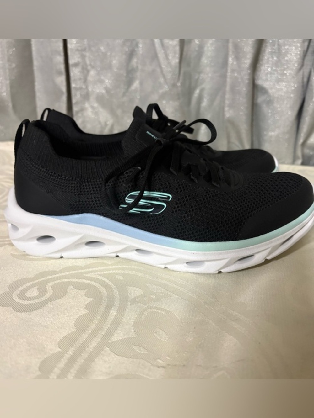 NWT- Skechers Women’s Black Knit Slip-On Sneakers with laces